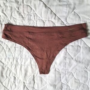 2/$15 🌼 La Senza Thong Panties